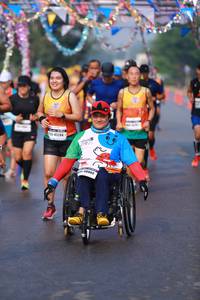 BIB: 45784, 48004
                            <button type="button" onclick="openModal(9910592)" class="btn btn-primary btn-sm float-right btn-popup" data-toggle="modal" data-target=".modal-high-quality">
                        <i class="fas fa-shopping-cart"></i> Add to Cart
                    </button>
                                            <button type="button" onclick="isThisMe(9910592, true)" class="btn btn-success btn-sm float-right btn-popup btn-isme hidden" data-toggle="tooltip" data-placement="bottom" title="นี่คือรูปของคุณใช่ไหม คลิกที่นี่เพื่อเอาเข้าอัลบั้ม">
                        <i class="fas fa-plus"></i> Add to album
                    </button>
                    <button type="button" onclick="isThisMe(9910592, false)" class="btn btn-warning btn-sm float-right btn-popup btn-isnotme hidden">
                        <i class="fas fa-ban"></i> Remove from album
                    </button>